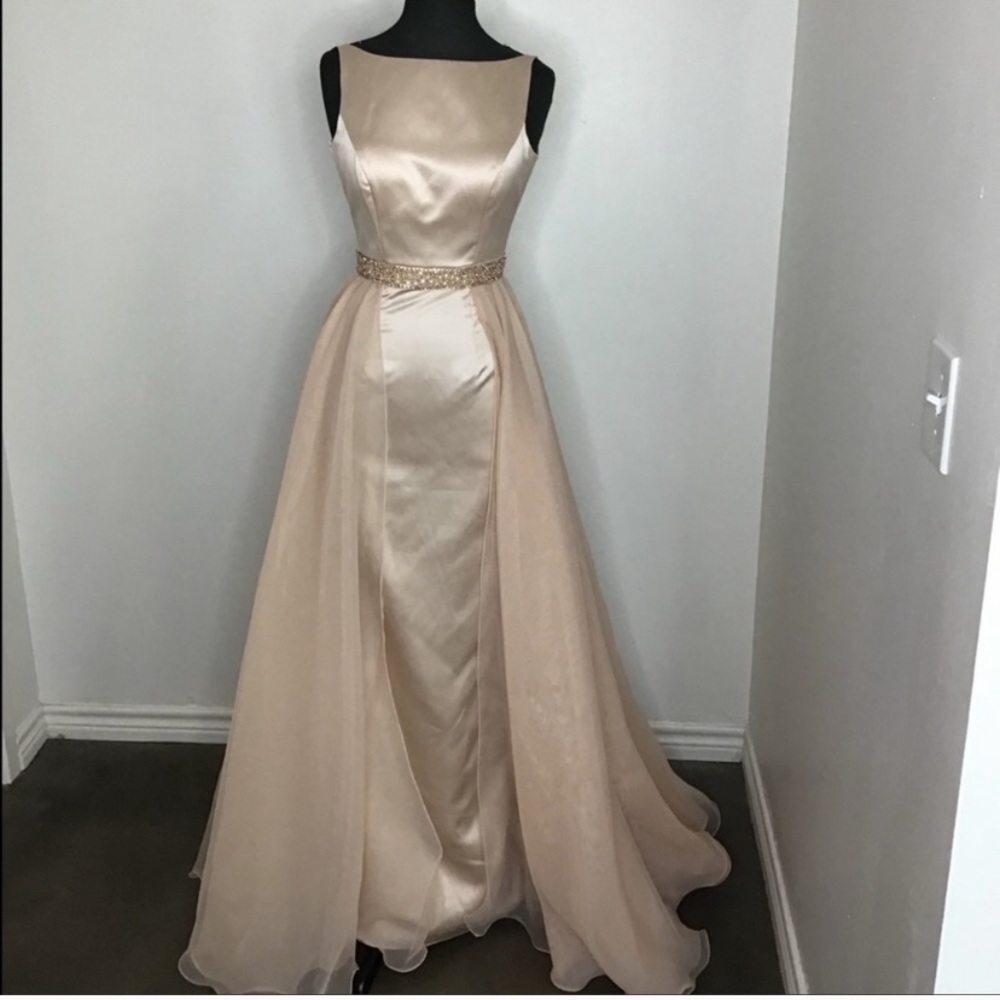 Sherri Hill Size 2 NWT